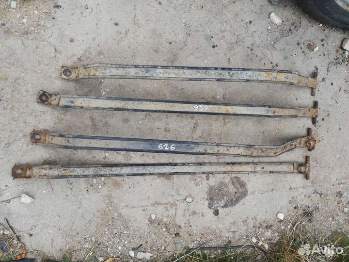 Крепление бензобака Мазда 626 GE