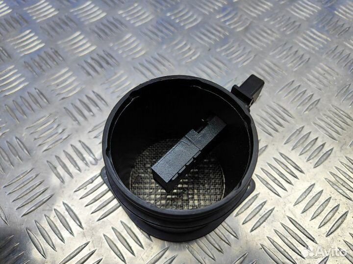 Датчик массового расхода воздуха (дмрв) Volkswagen