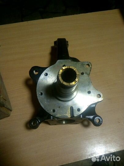 Кулак поворотный Тойота