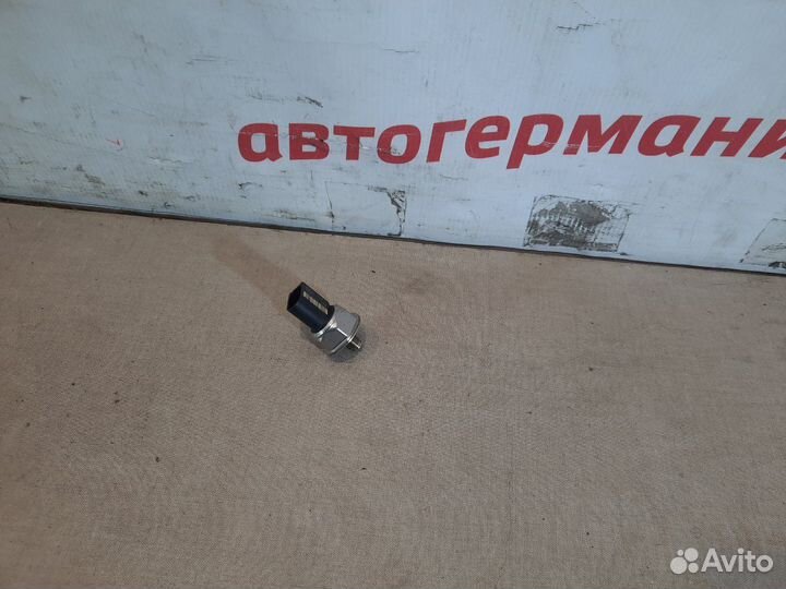 Датчик давления топлива Mercedes E250 C207 271.860
