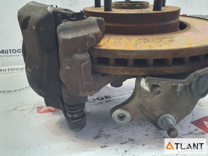 Ступица передняя левая toyota avensis