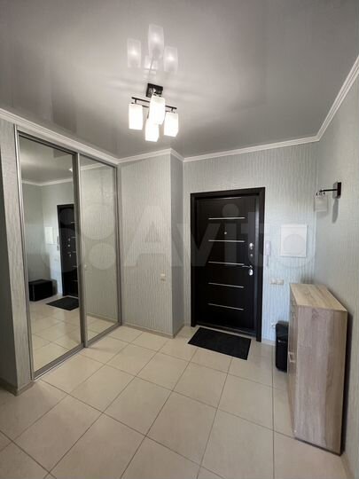 2-к. квартира, 72 м², 8/23 эт.