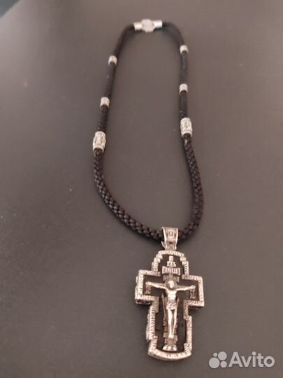 Крест с гайтаном