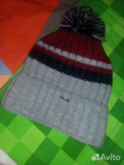 Зимняя шапка р 52-56 Новая
