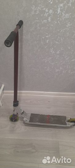 Трюковой самокт