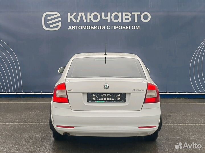 Skoda Octavia 1.6 МТ, 2013, 271 222 км