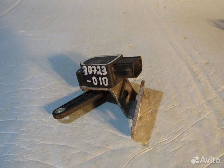 Датчик положения подвески, BMW 7 F01/F02 2009