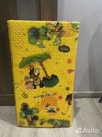 Развивающий коврик для ползания