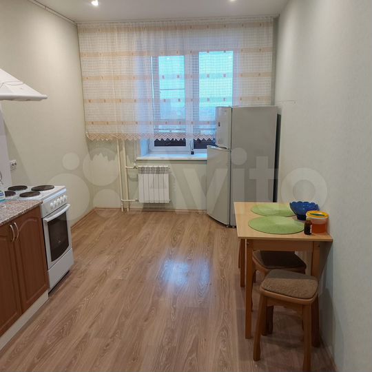 2-к. квартира, 70 м², 8/12 эт.