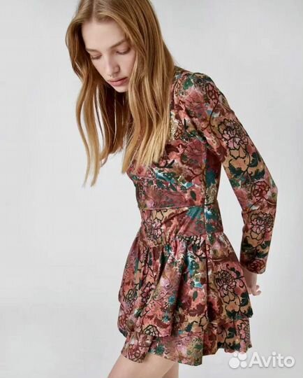 Платье женское 42 44
