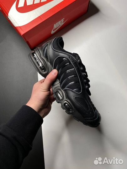 Кроссовки Nike Air Max Tailwind 4