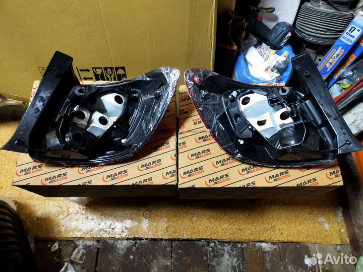 Фонарь Renault Sandero 2 / Sandero Stepwey 2