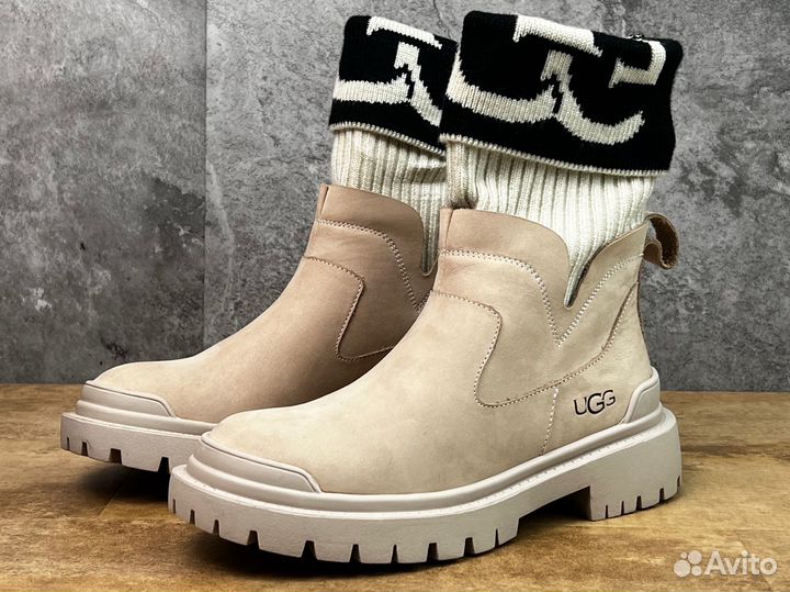 Ugg Martin Knit Sand