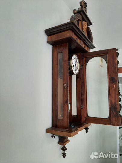 Антикварные часы с боем