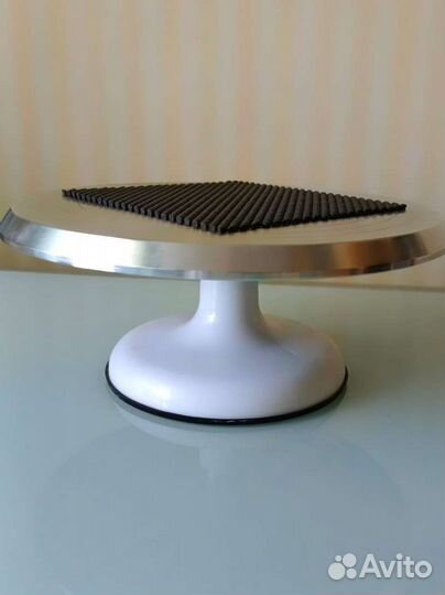 Поворотный столик