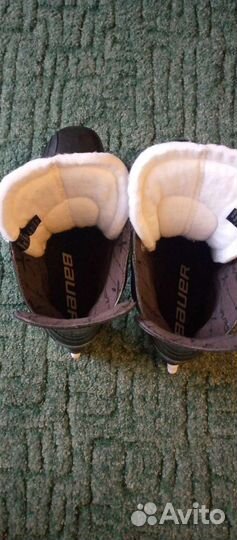 Хоккейные коньки bauer 42 размер
