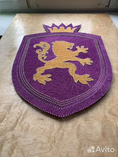 Картина из ниток и гвоздей (String Art)