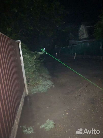 Мощный лазер