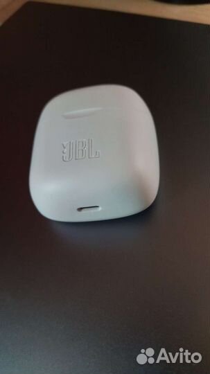 Беспроводные наушники JBL tune225TWS