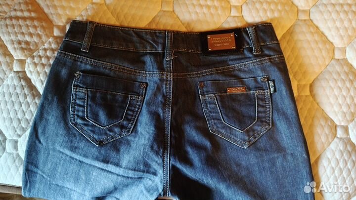 Джинсы
