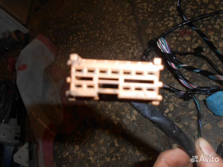 Электропроводка салона (Renault Duster)