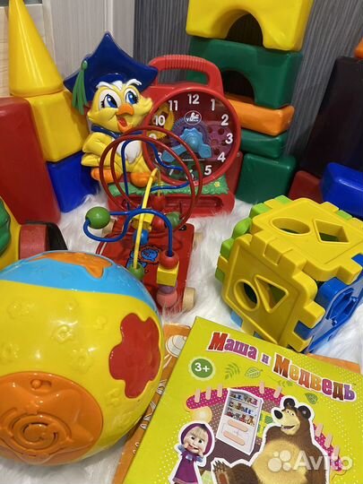 Развивающие игрушки большим пакетом