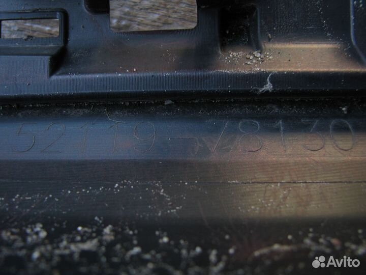 Lexus NX бампер передний красный 2017-2020