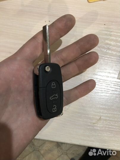 Ключ выкидной audi a4 b5