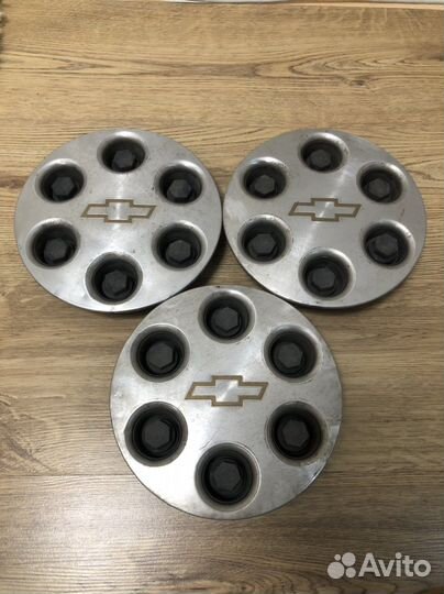 Колпаки на диски Chevrolet Tahoe