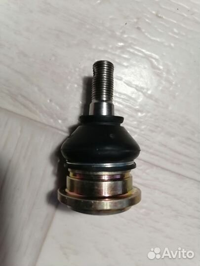 Шаровая опора верхнего рычага Toyota Mark II