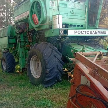 Комбайн Ростсельмаш Дон 1500Б, 2005