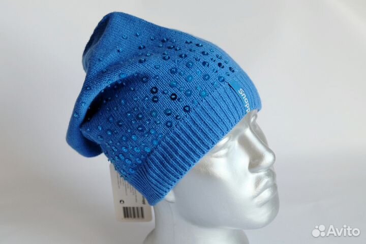 Шапка с пайетками 