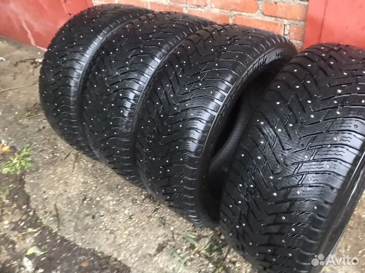 Nokian Tyres Hakkapeliitta 8 SUV 285/50 R20