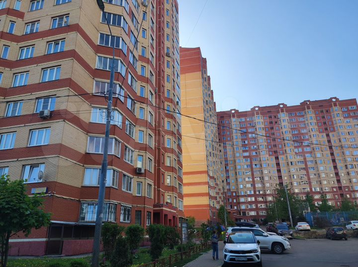 3-к. квартира, 87 м², 10/17 эт.