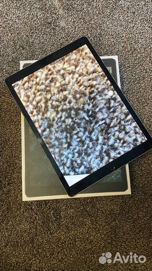 iPad pro 12.9 2-gen 64gb