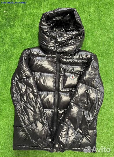 Пуховик Moncler для активных зимних дней