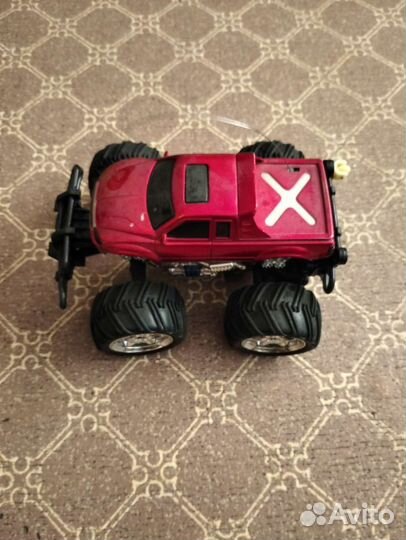 Машина без пульта и батареек б/у