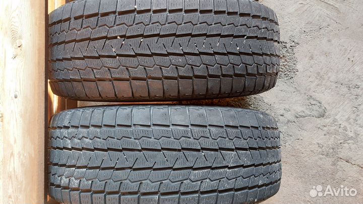 Yokohama Advan Winter 235/60 R18 107Q