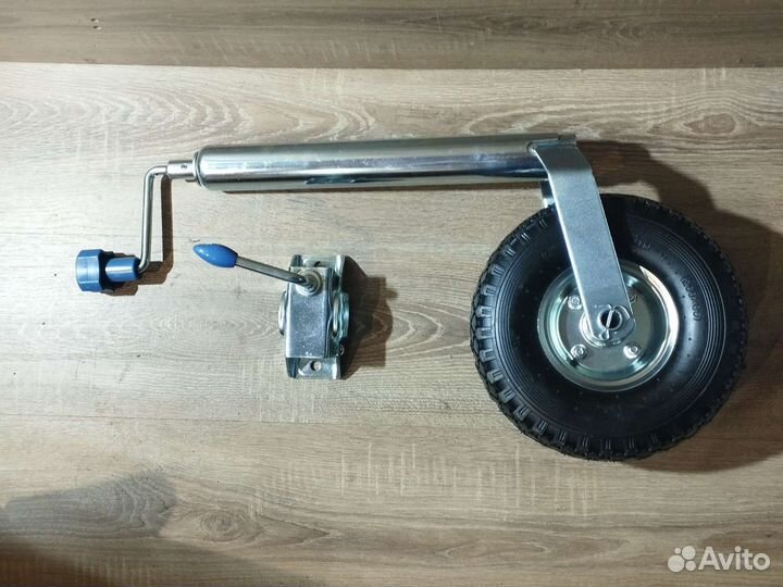 Опорное пневмо колесо для прицепов с хомутом