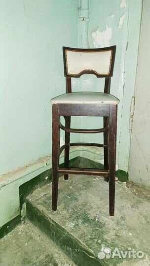 Стул высокий барный со спинкой