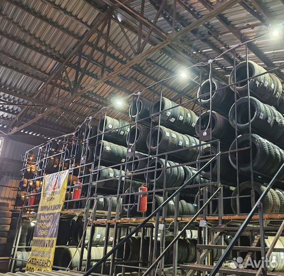 Bridgestone Blizzak VRX 225/60 R16 98T