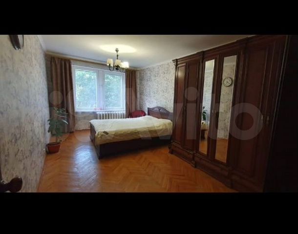 3-к. квартира, 64 м², 1/5 эт.