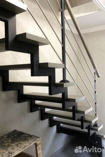 Лестница металлическая. На рынке 10 лет