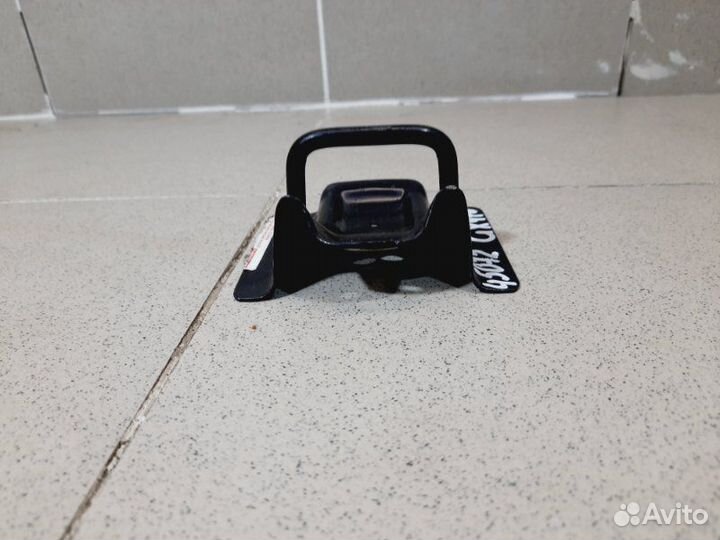 Замок сиденья Toyota Land Cruiser Prado 150