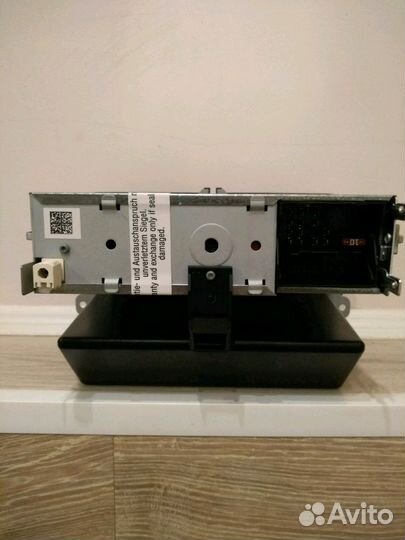 Штатная автомагнитола Volkswagen Jetta