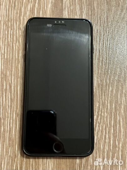 iPhone 8 Plus, 64 ГБ