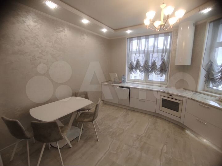 2-к. квартира, 72,4 м², 7/8 эт.