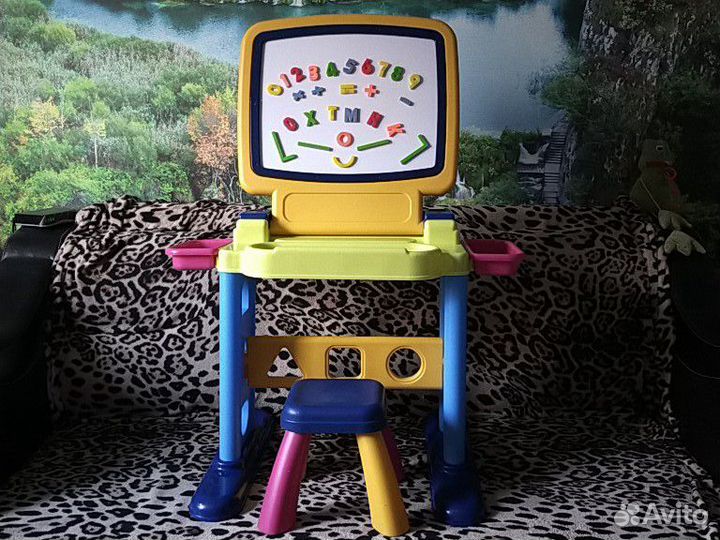 Стол доска магнитная, буквы, цифры,стульчик