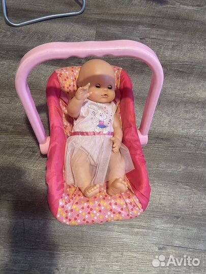 Переноска с куклой