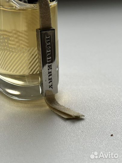 Chanel EAU fraiche, burberry The Beat